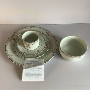 Princess House 5pc porcelain place‎ setting in box Pre-owned Never Used